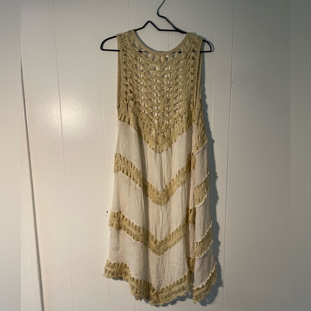 Umgee Crochet Fringe Cream and Tan Open Vest (S) - Picture 8 of 8